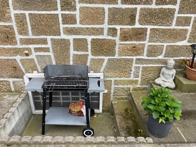 Apartamento Nik En Casa Chalet Con Parking Y Jardin *