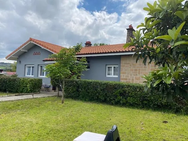 Apartamento Nik En Casa Chalet Con Parking Y Jardin アパート *